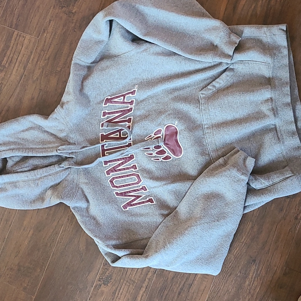 University of Montana gray sweatshirt